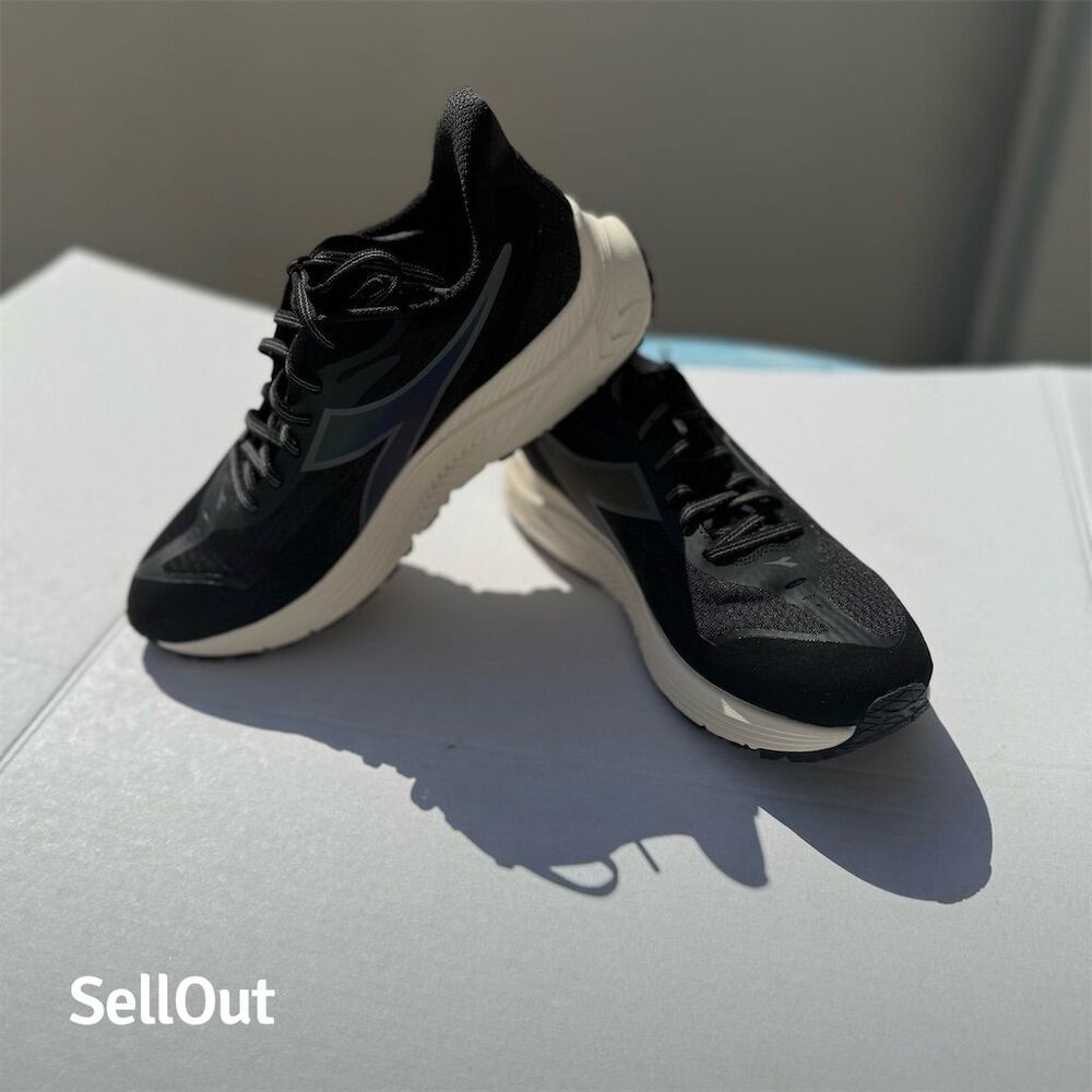 NWT Diadora Men's Running Sneakers Black Size 8.5 Blushield Vortice HIP 9